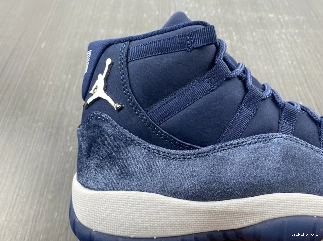 11 MIDNIGHT WMNS JORDAN NAVY AR0715-441 VELVET AIR 0527